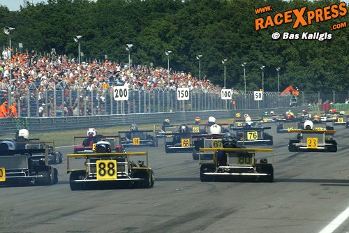 Superkarts vol gas van start